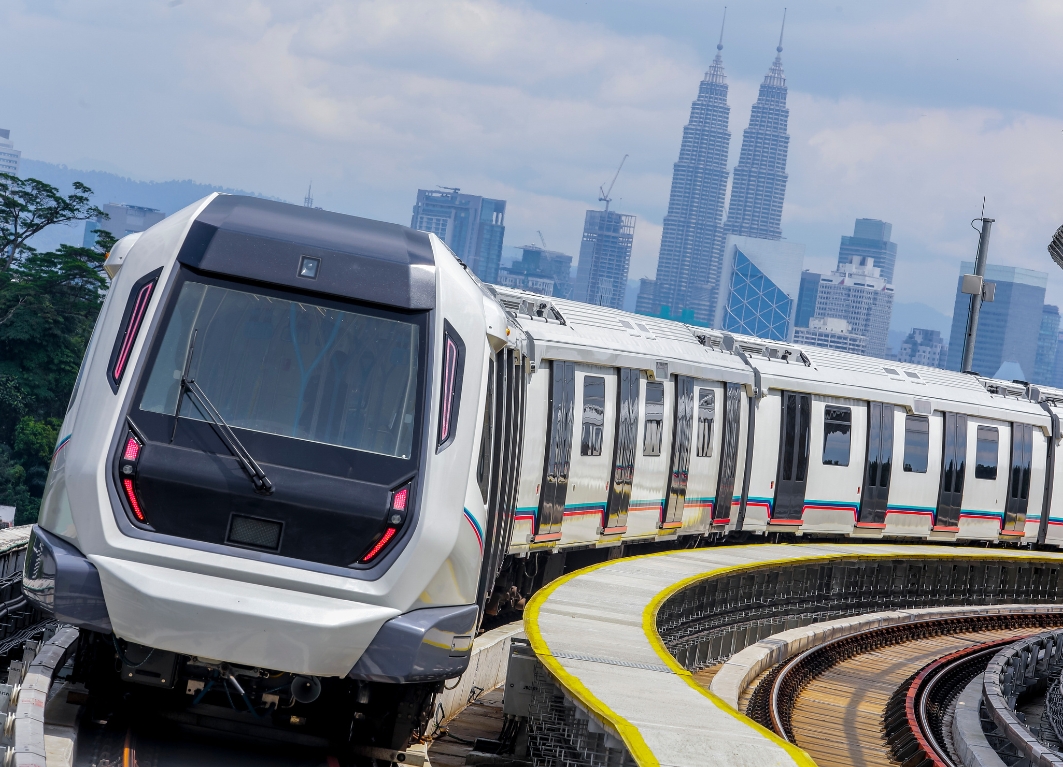 Putral Line LRT Malaysia Public Transport KL